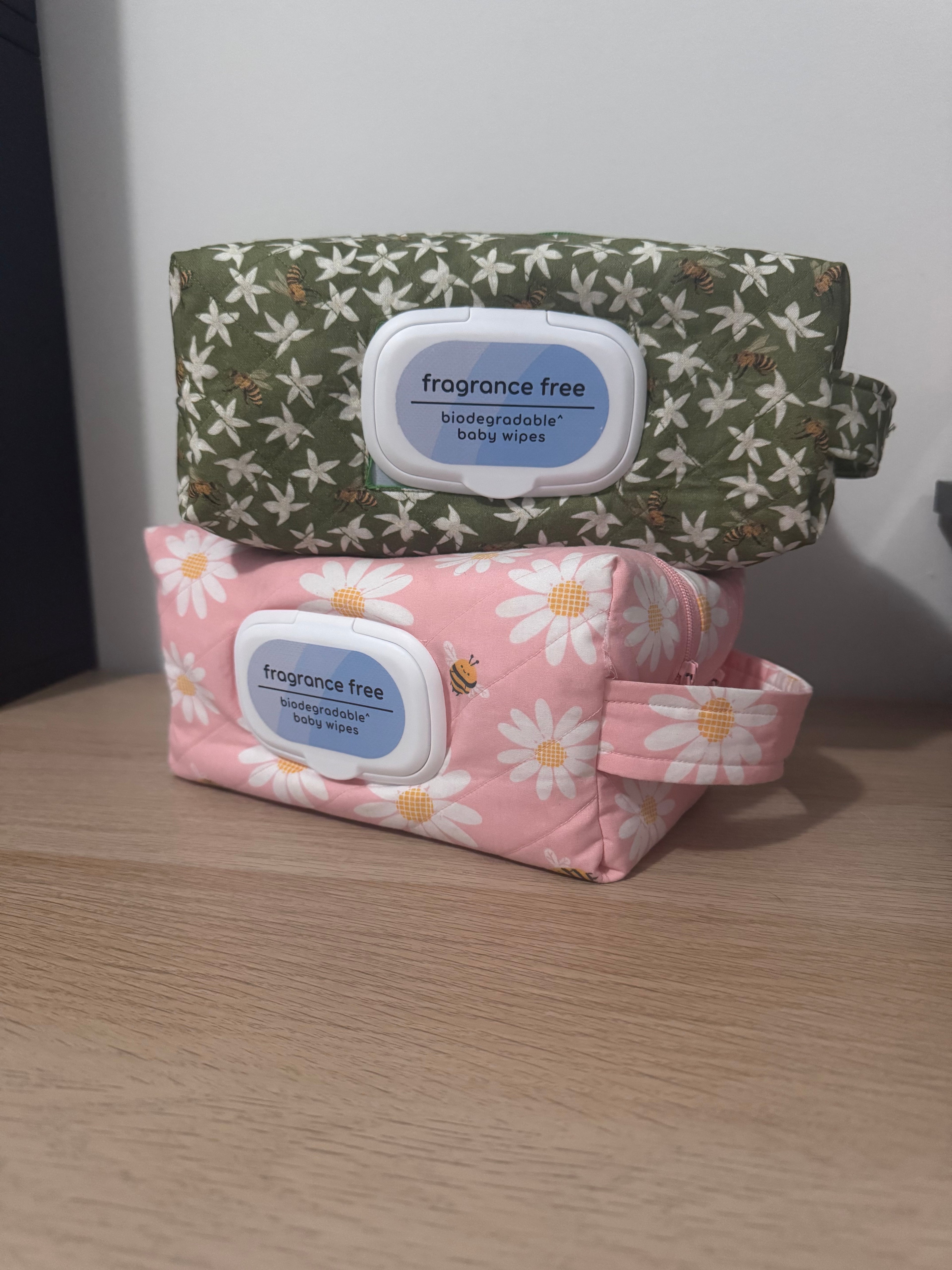 Nappy & wipes pouch