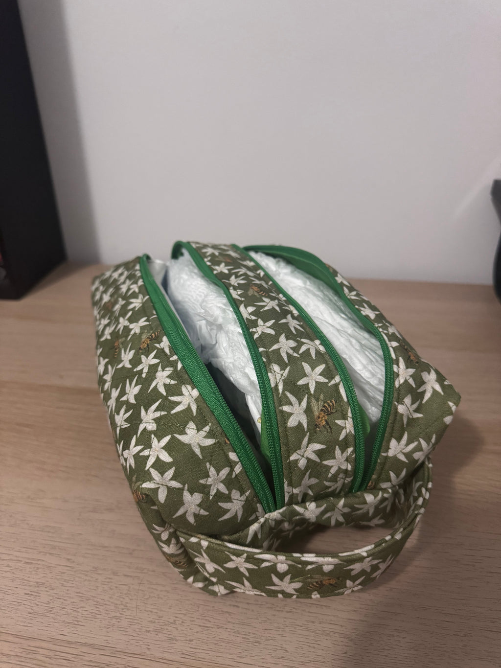 Nappy & wipes pouch